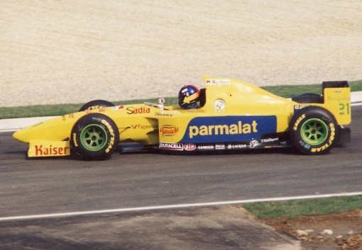 Você vê algumas semelhança entre esse carro...