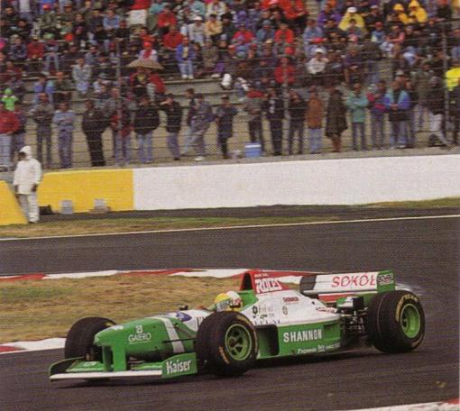 Luca Badoer no suspeito domingo da Forti-Corse em Magny-Cours