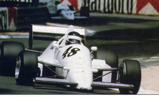 O velho Richard Dallest, que ainda fez milagre com o JH20 no GP de Pau da Fórmula 3000 em 1986