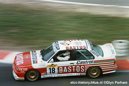 Tarquini disputando as 24 Horas de Spa-Francorchamps. Altos problemas nesses dias...