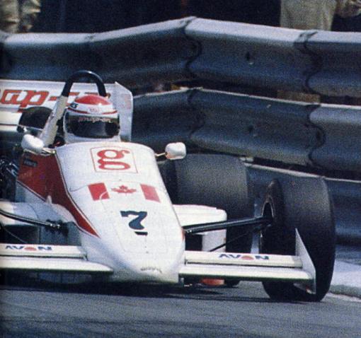 John Jones, que não fez muito mais do que injetar dinheiro nos cofres da Onyx em 1986