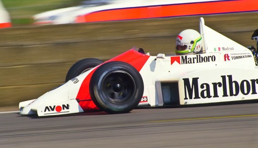 Stefano Modena, tão esquisitão quanto bom piloto