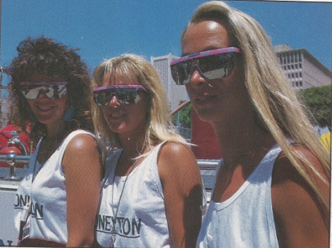 As modelos da Moneytron em Phoenix